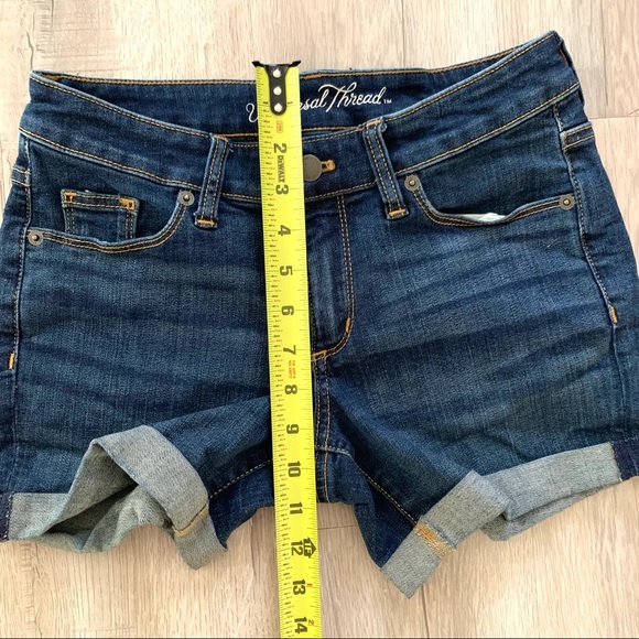 Universal Thread Jean Shorts - Picture 4 of 5